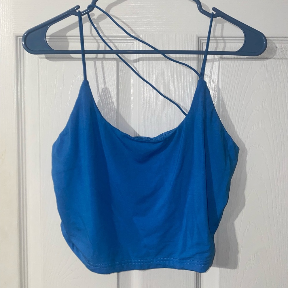 Strapping Cropped Tank Top